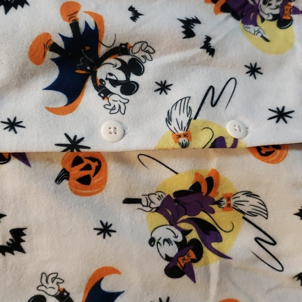 Disney Mickey and Minnie with Pumpkins Halloween Pajama Set - Picture 4 of 6